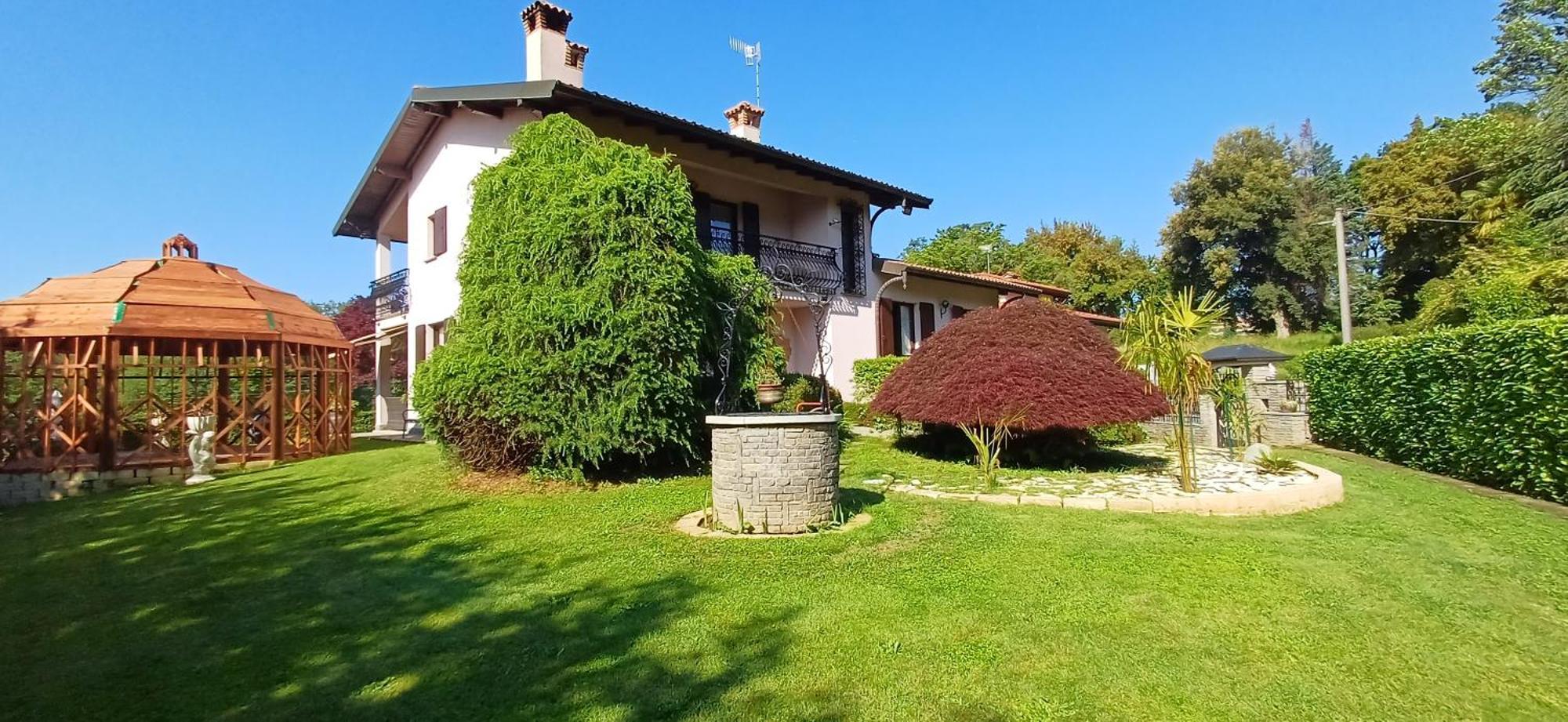 Villa Azalea San Fermo della Battaglia Exterior photo